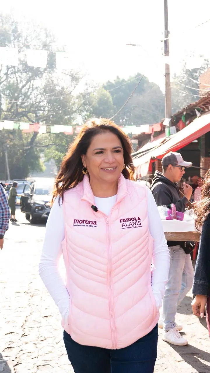 Fabiola Alanís reafirma en Zacapu y Pátzcuaro compromiso con mujeres, personas mayores y juventudes Fabiola Alanís durante gira territorial en Zacapu y Pátzcuaro reafirmando su compromiso con mujeres, personas mayores y juventudes