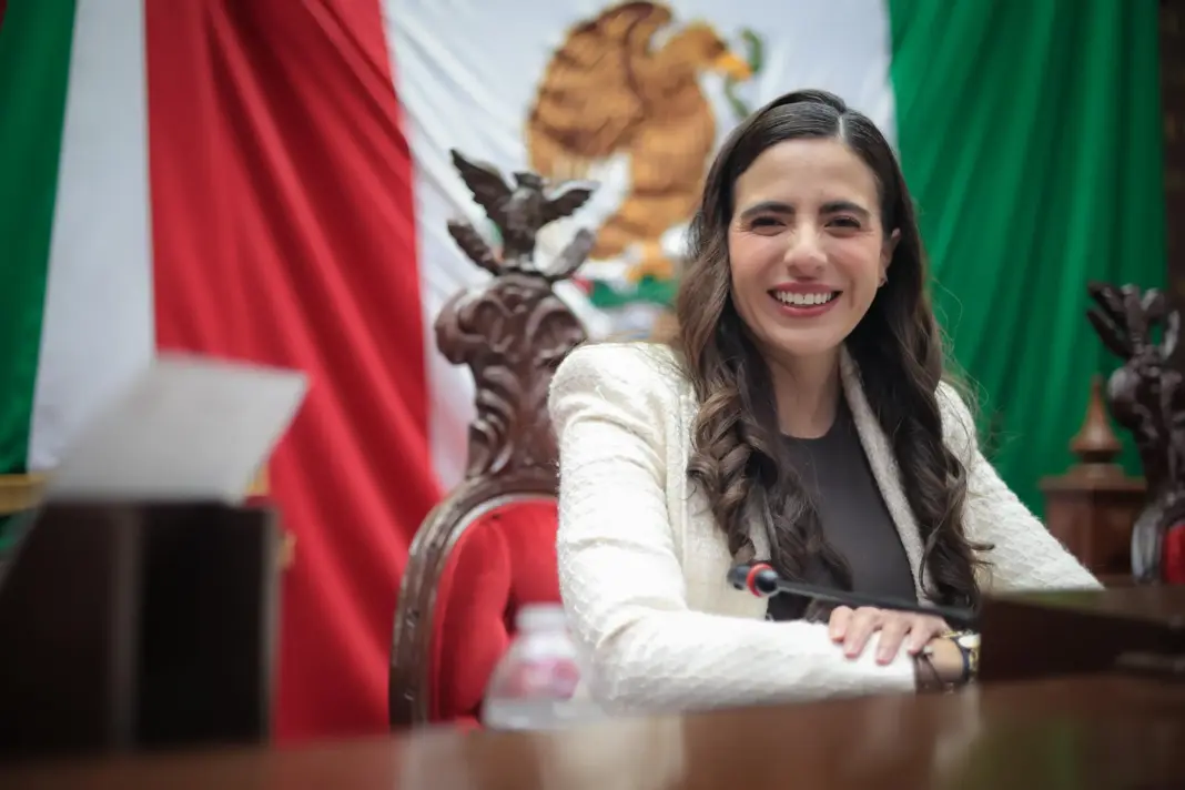 Iniciativa “No Más Deuda en Michoacán” aplicará únicamente al Gobierno del Estado: Giulianna Bugarini Giulianna Bugarini explica iniciativa No Más Deuda en Michoacán