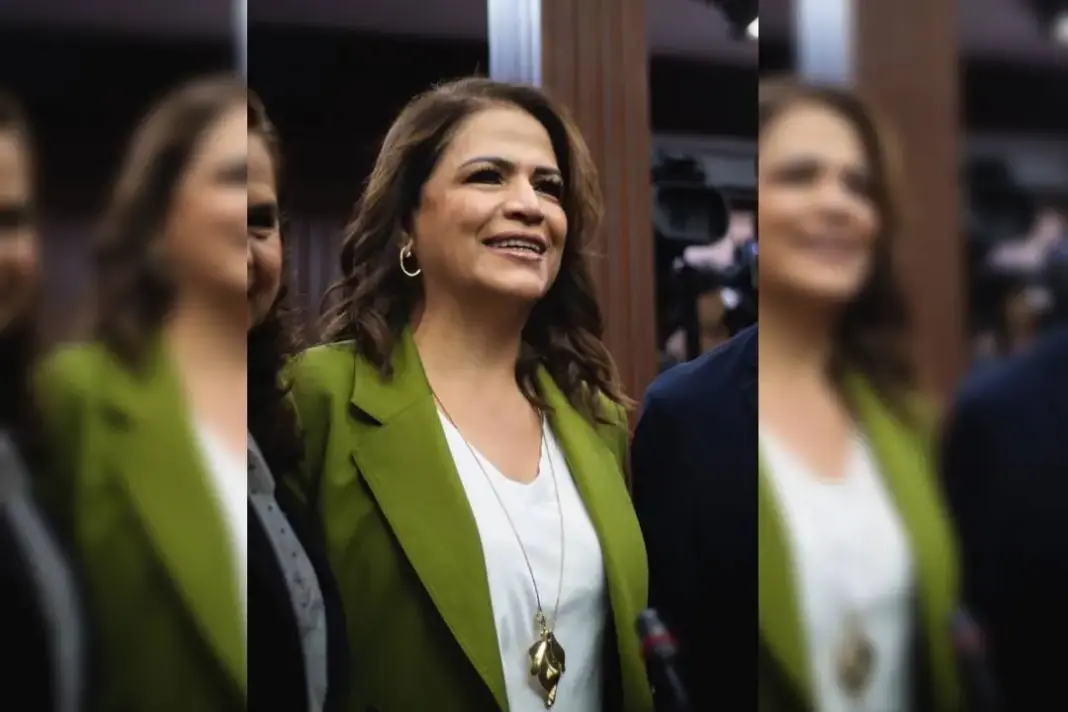 Fabiola Alanís celebra blindaje financiero: Michoacán dice adiós a la deuda pública a largo plazo Fabiola Alanís celebra blindaje financiero: Michoacán dice adiós a la deuda pública a largo plazo