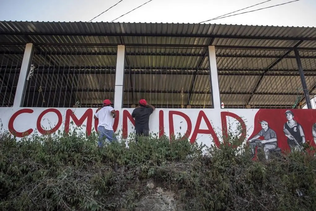 Atacan Ostula en Michoacán; denuncian agresión del CJNG Atacan Ostula en Michoacán; denuncian agresión del CJNG