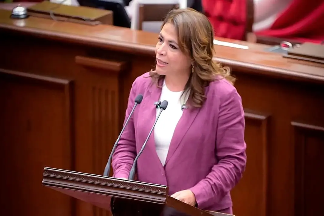 Fabiola Alanís: Plan B busca gobiernos austeros y cercanos al pueblo Fabiola Alanís: Plan B busca gobiernos austeros y cercanos al pueblo