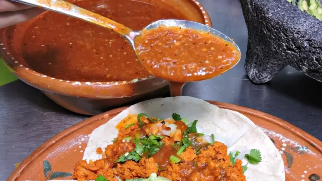 Turista demanda a taquería mexicana por salsa “demasiado picante”; pedía 100 mil dólares Turista demanda a taquería mexicana por salsa “demasiado picante”; pedía 100 mil dólares