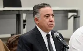 Licencia de Enrique Inzunza dura apenas unas horas; regresa al Senado Licencia de Enrique Inzunza dura apenas unas horas; regresa al Senado